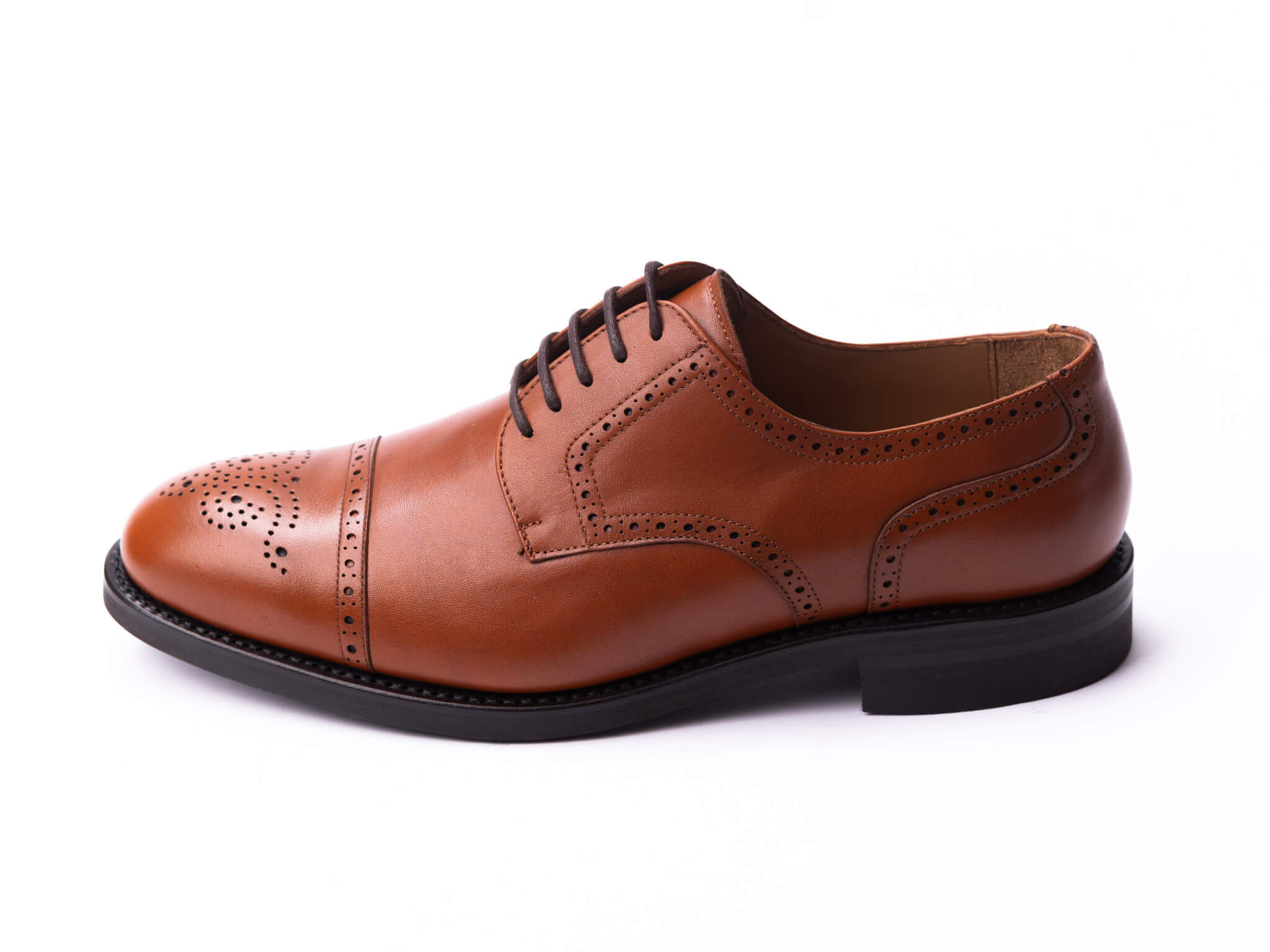 Semi Brogue in Derby Style with Vibram sole