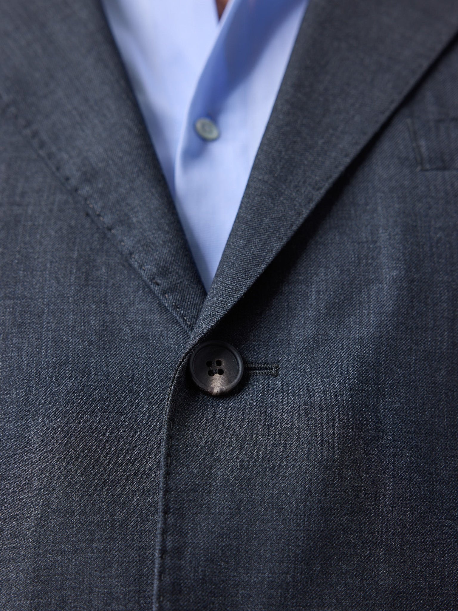 Classic suit with 3-button jacket in dark grey