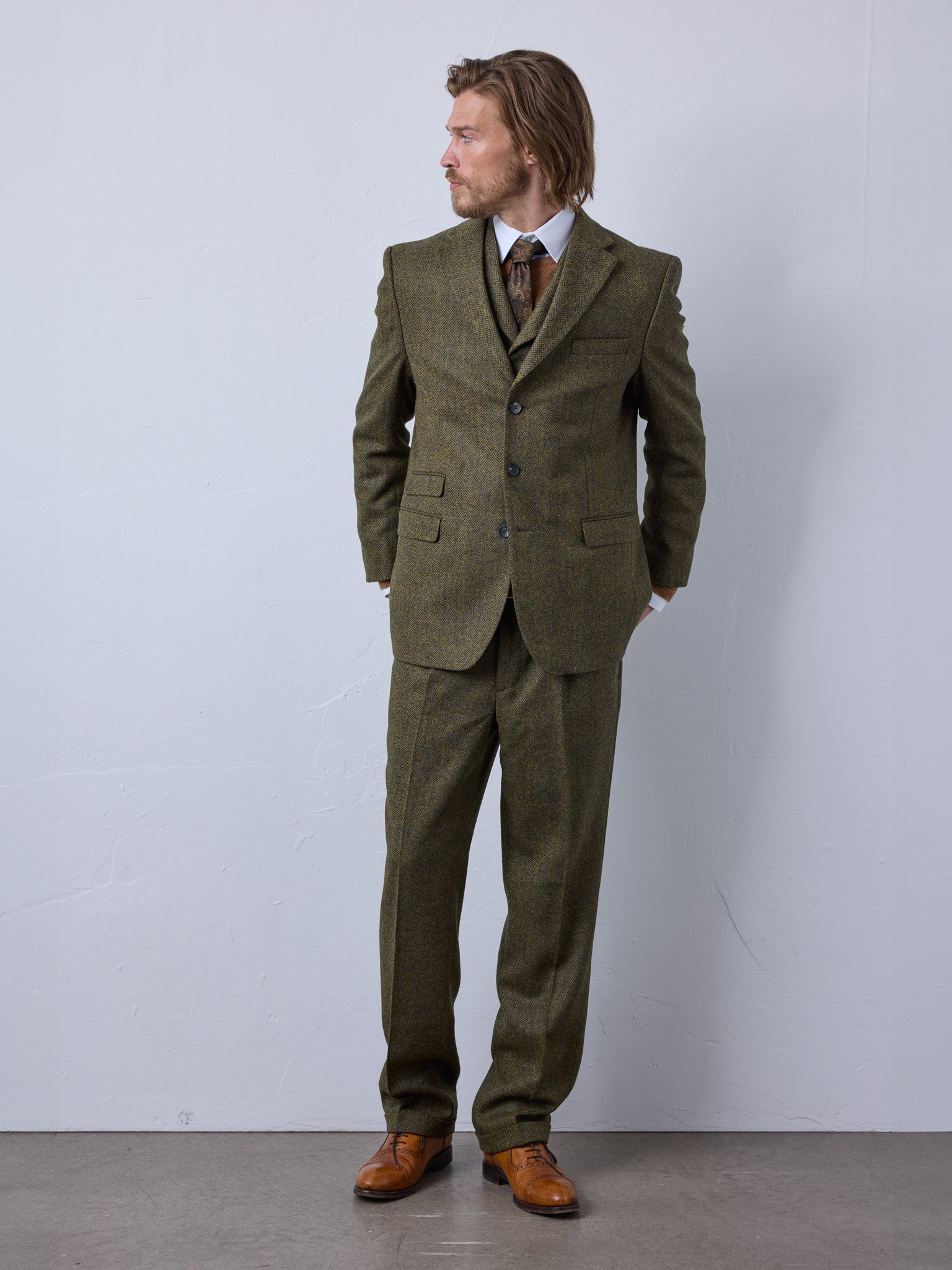 Tweed suit in 3-button Classic from Moon Tweed