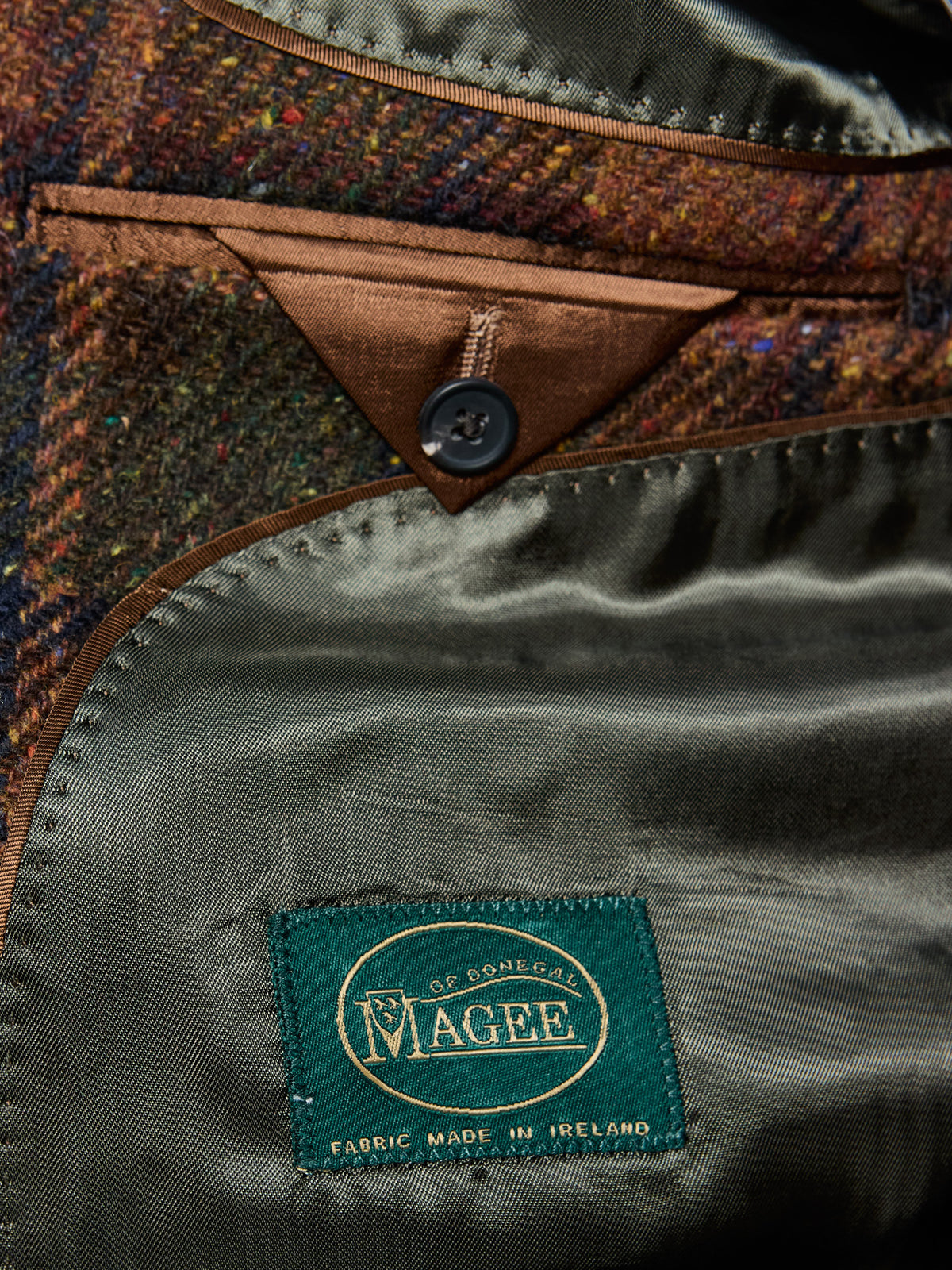 Tweed-Sakko großes Karo Magee Tweed Brown Green Innenfutter oliv mit Magee-Webetikett — John Crocket