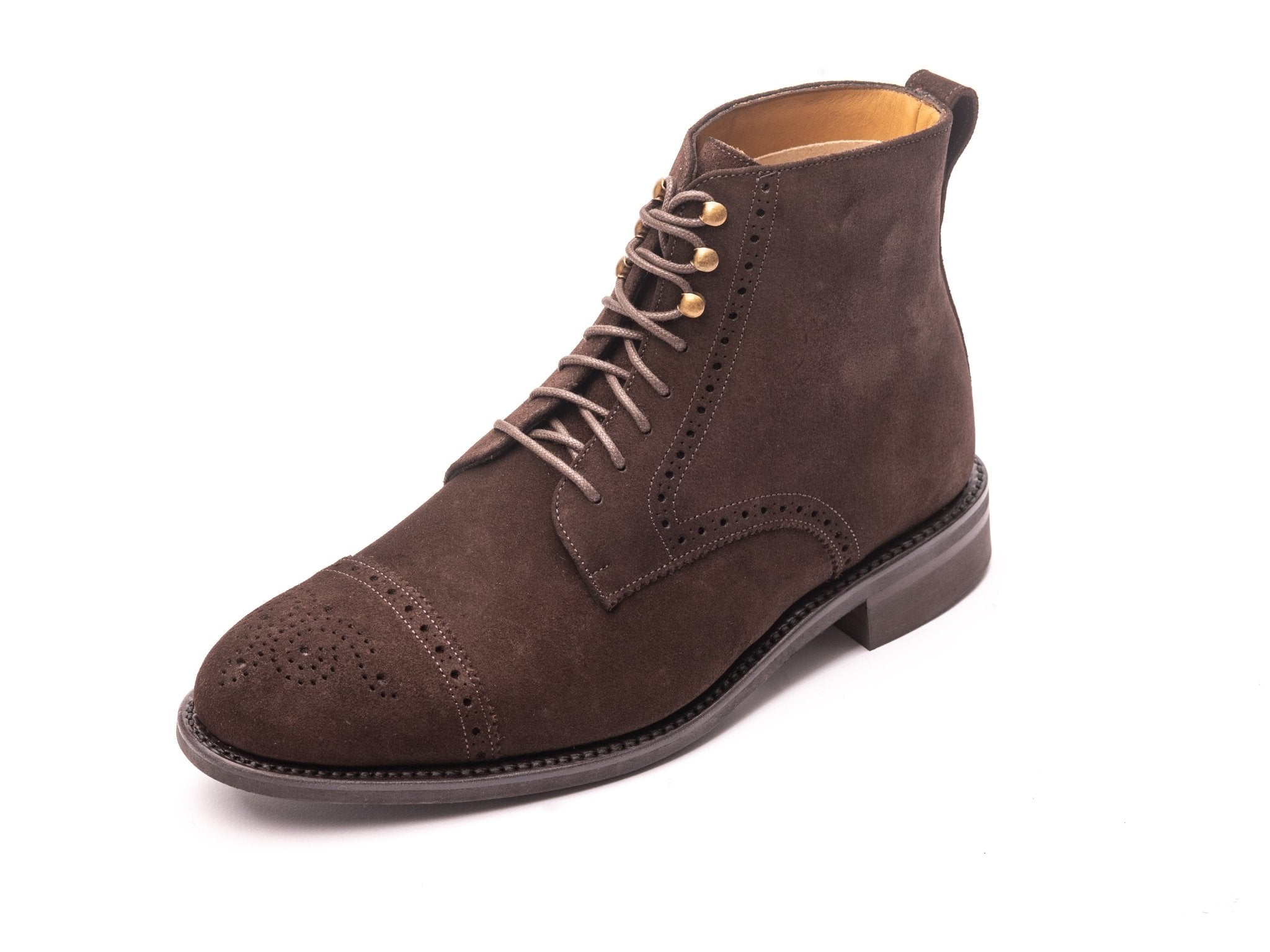 Punched Oxford boots in derby style