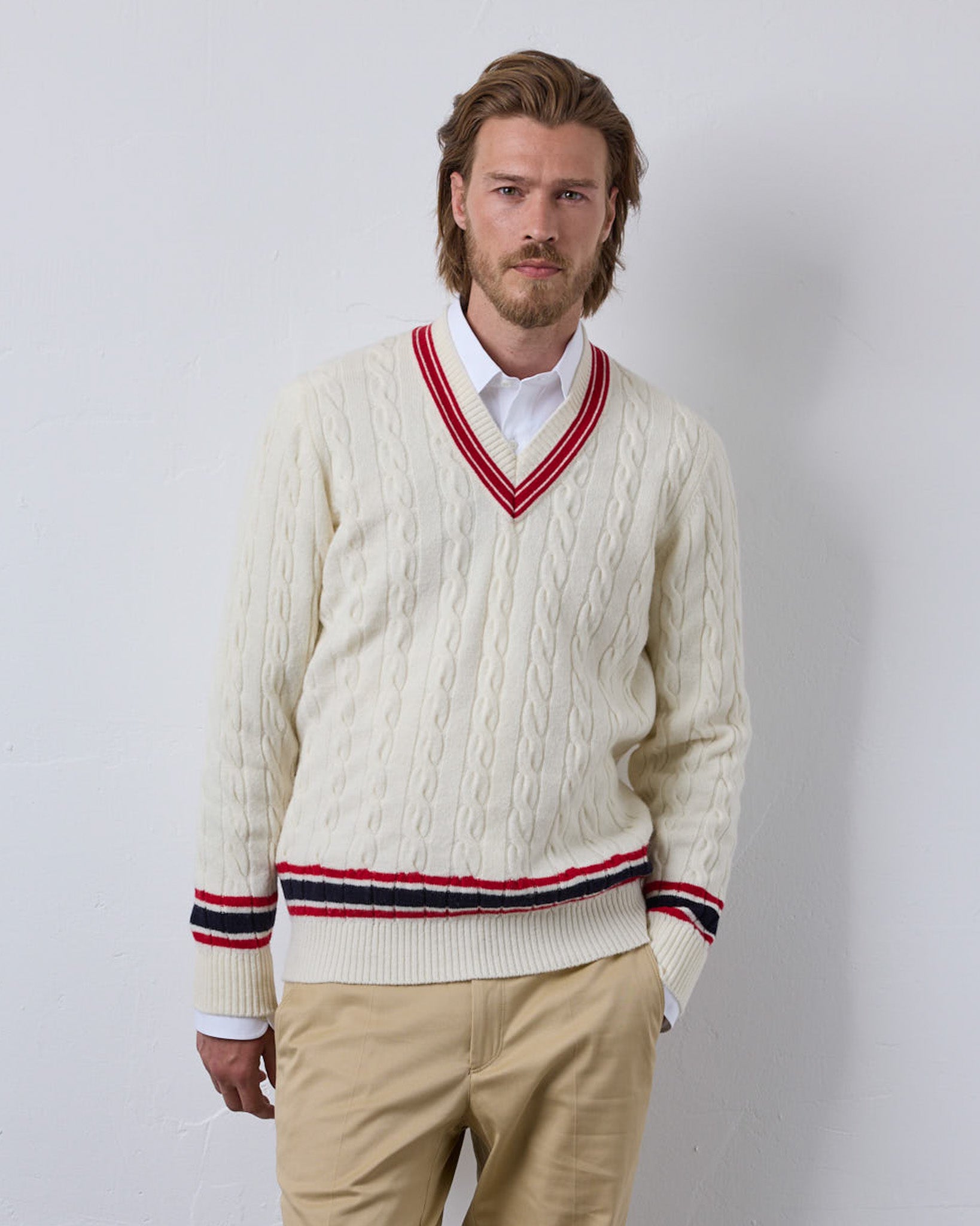 Lambswool sweater Cricket with V-neck