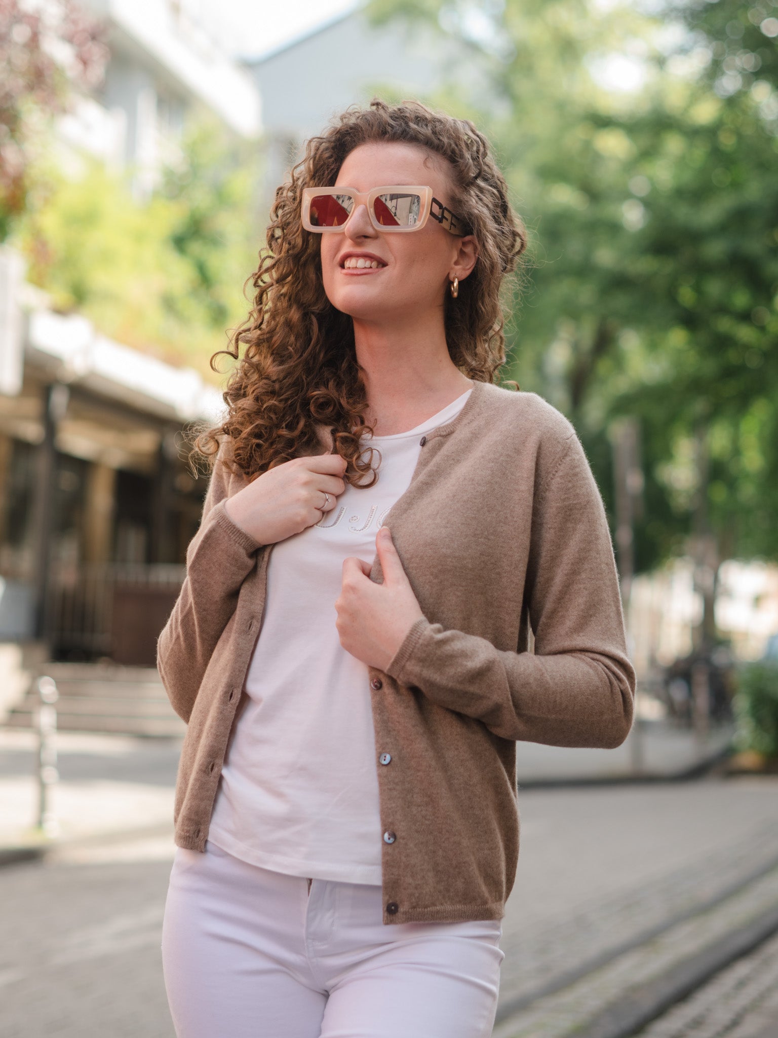 Cashmere Strickjacke mit Rundausschnitt