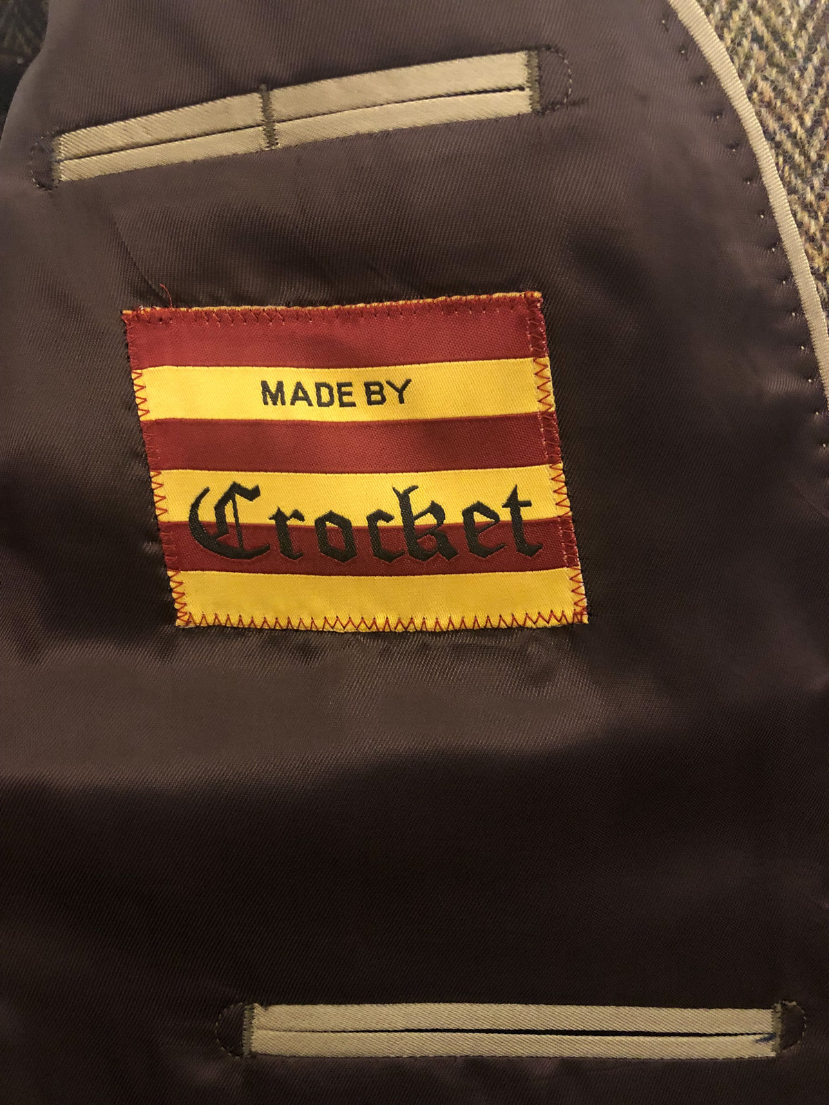 Veste en tweed à chevrons en Harris Tweed – Green and Fawn