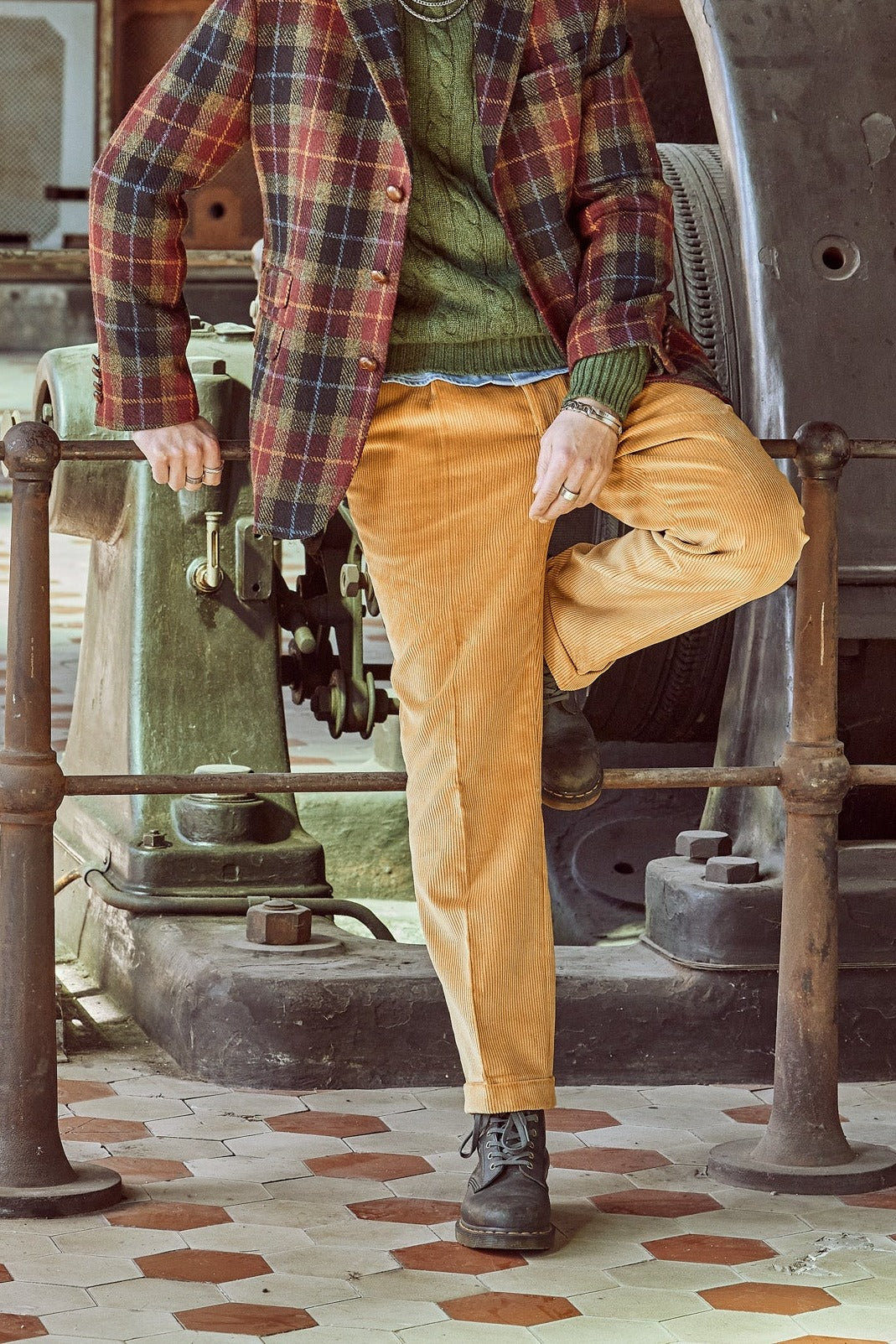 3-button Classic tweed jacket in red Harris Tweed – John Crocket