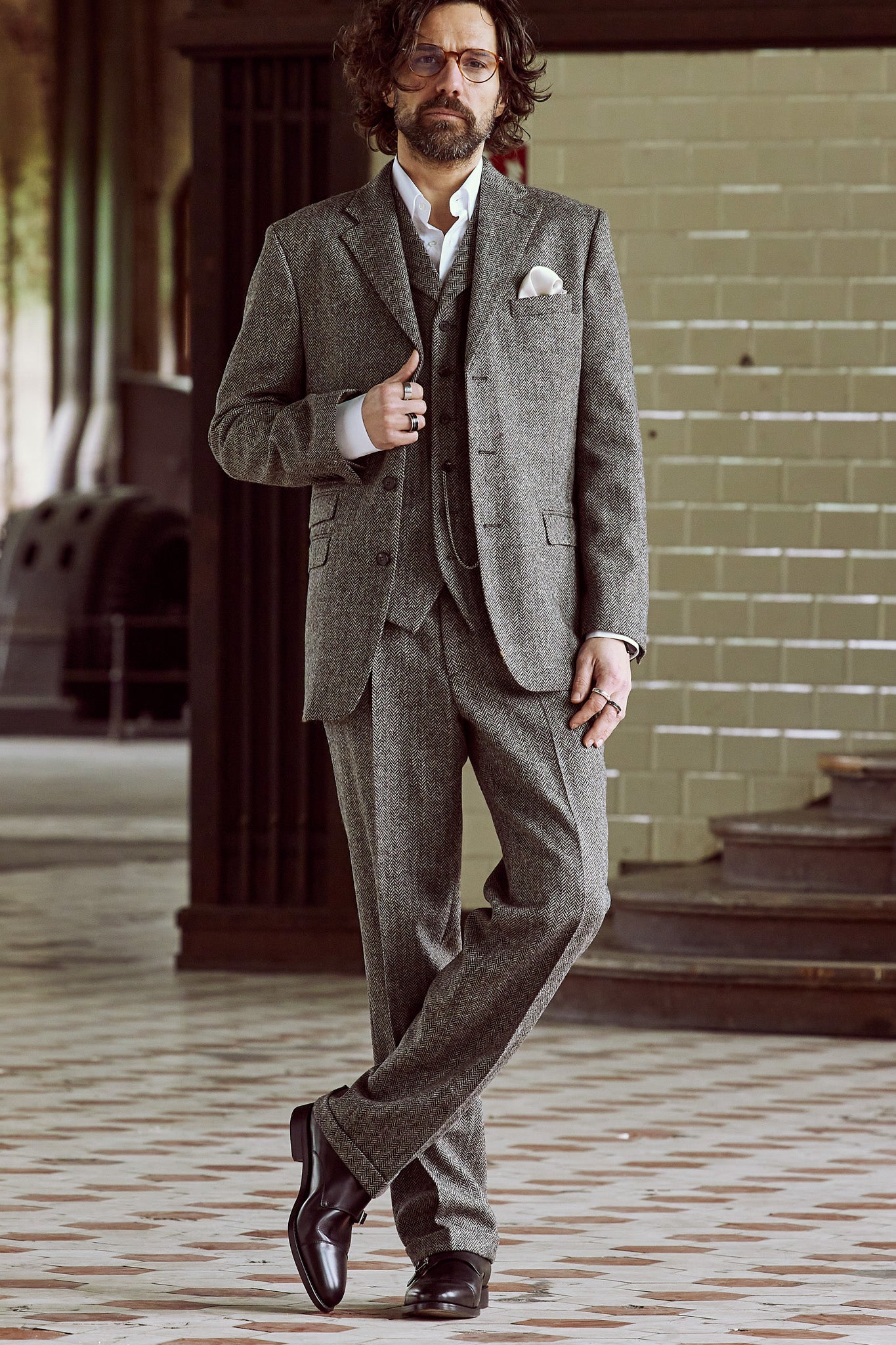 Tweed suit in 3-button Classic from Moon Tweed