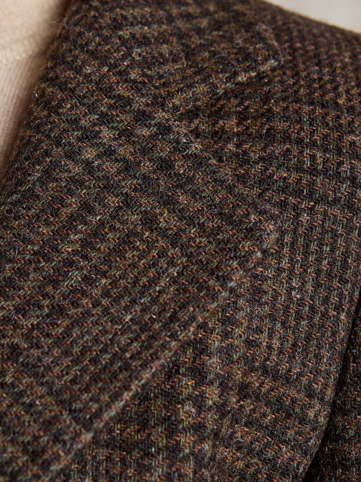 Damenblazer Glencheck Moon Tweed Moss Green Ebony Stoffdetail des Glenchecks — John Crocket