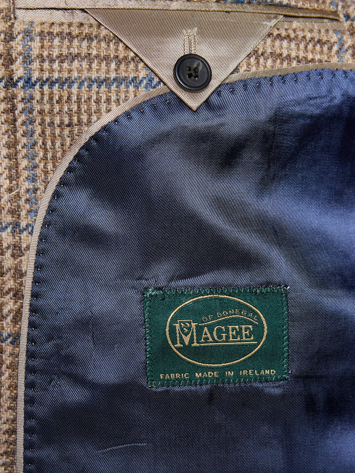 Tweed jacket in Prince of Wales check, Magee Tweed, Sand, blue lining with woven Magee label – John Crocket