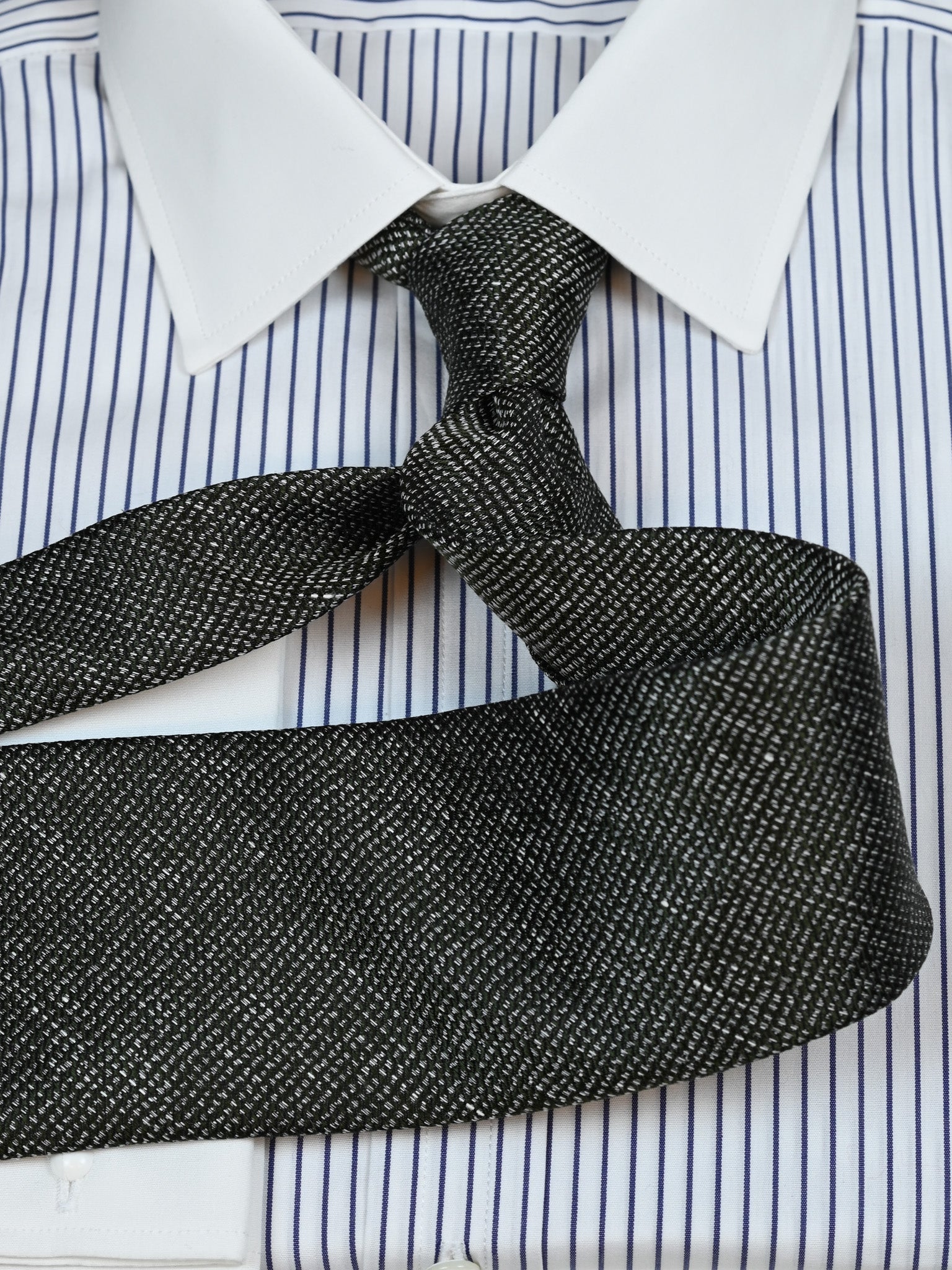 Krawatte grün/weiss strukturiert