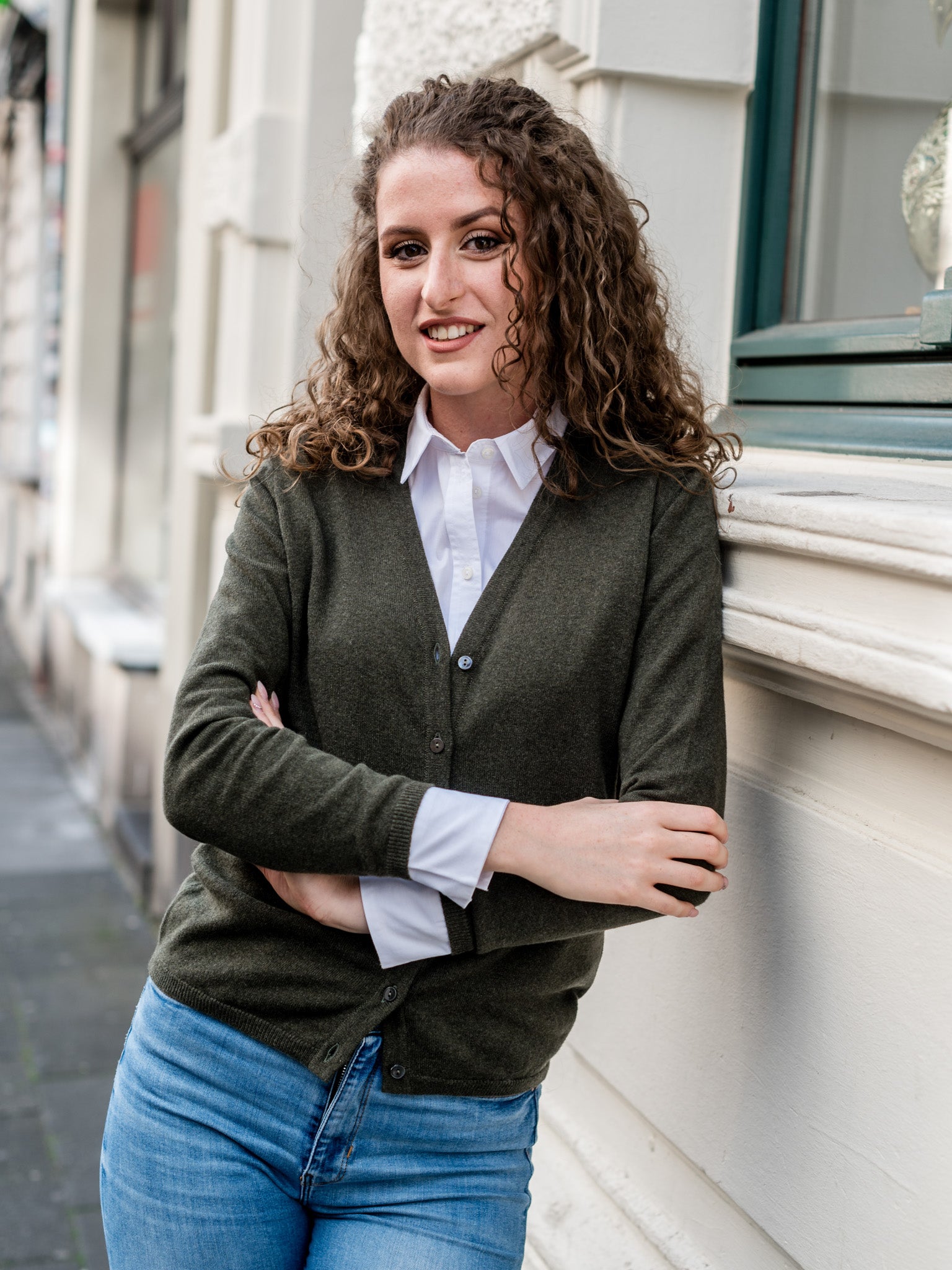 Cashmere Strickjacke mit V-Ausschnitt