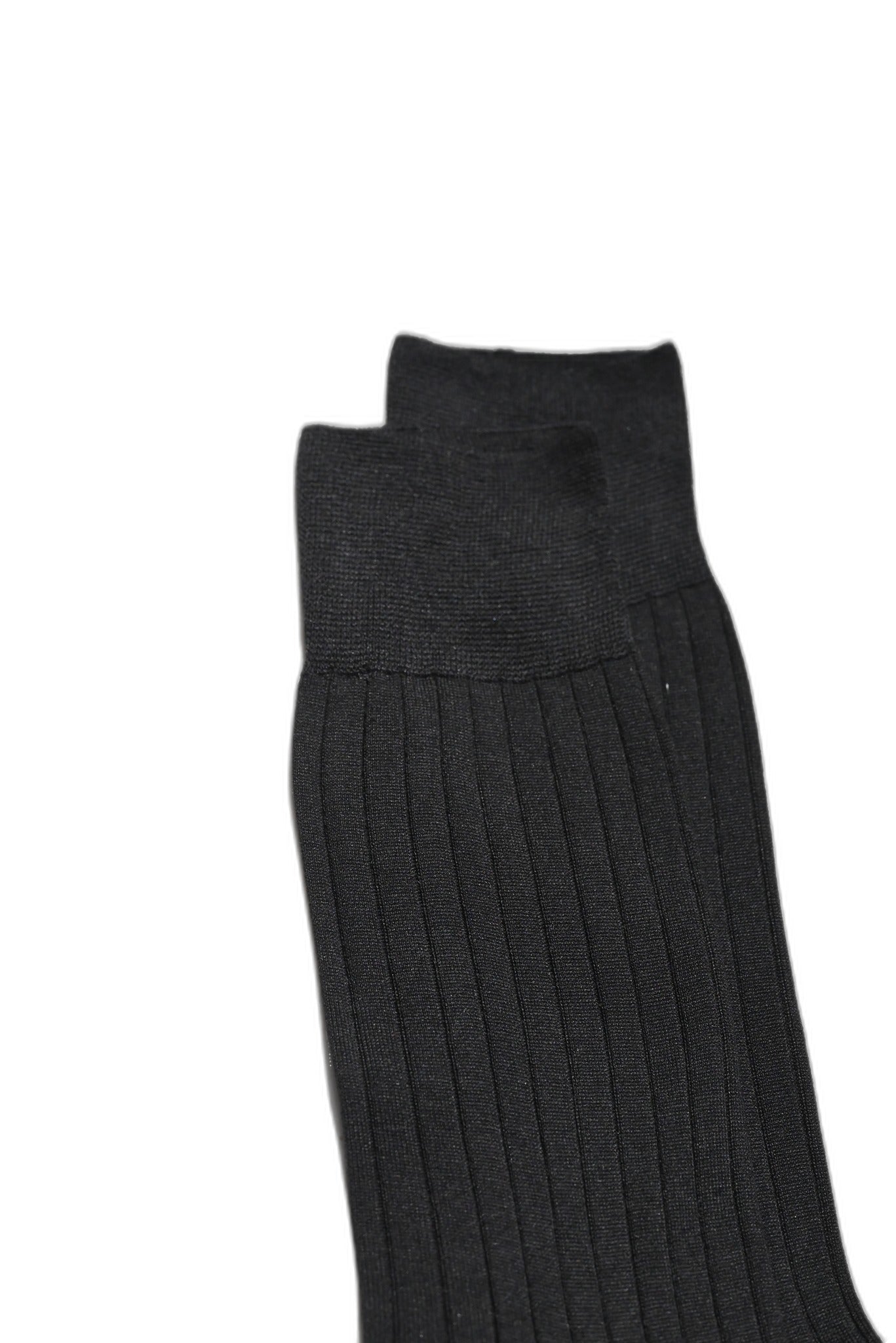 Rippstrick Socken Fil d'Écosse schwarz Bündchen-Detail Rippstruktur — John Crocket