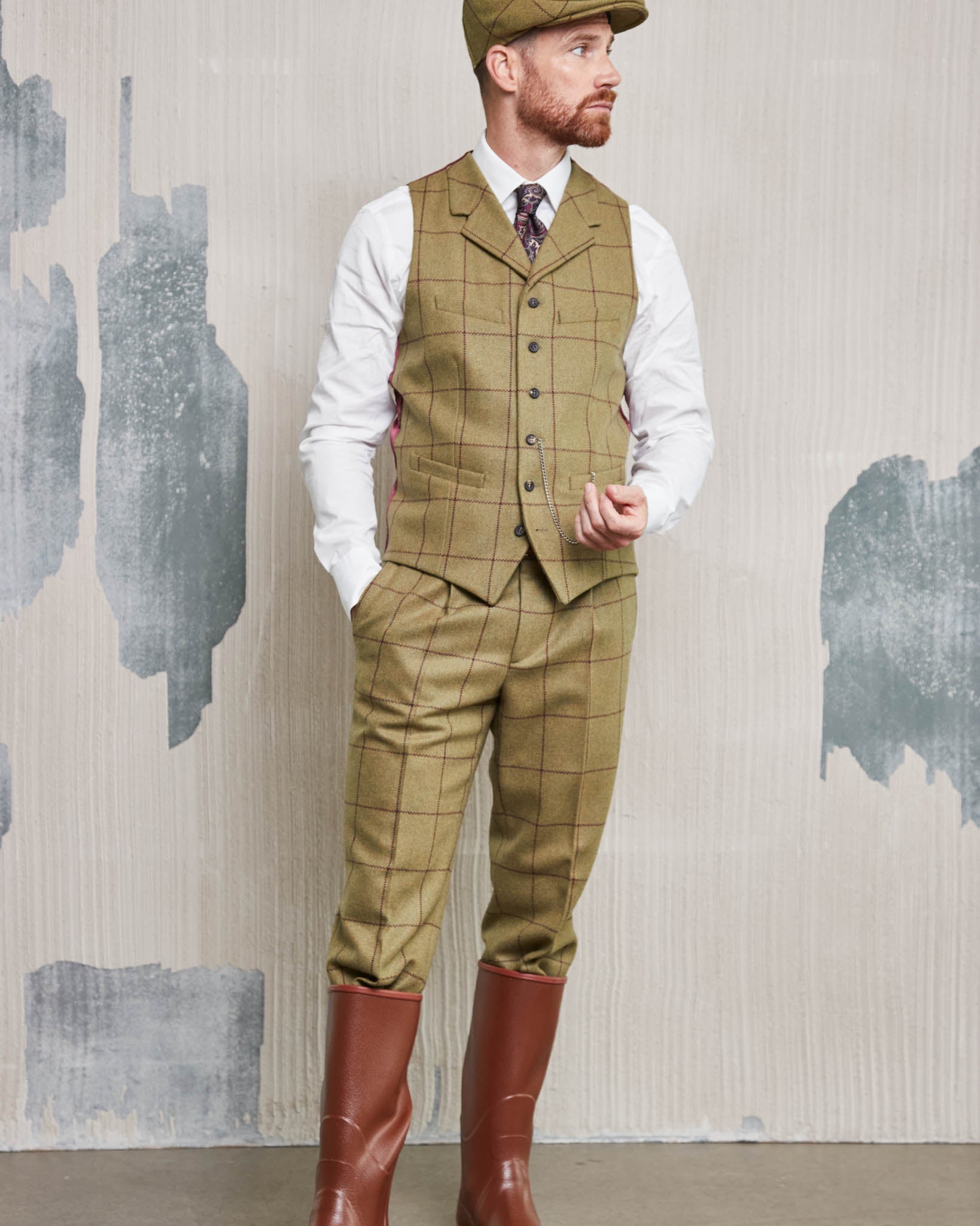 Tweed suit in 3-button Classic made from Lovat Tweed