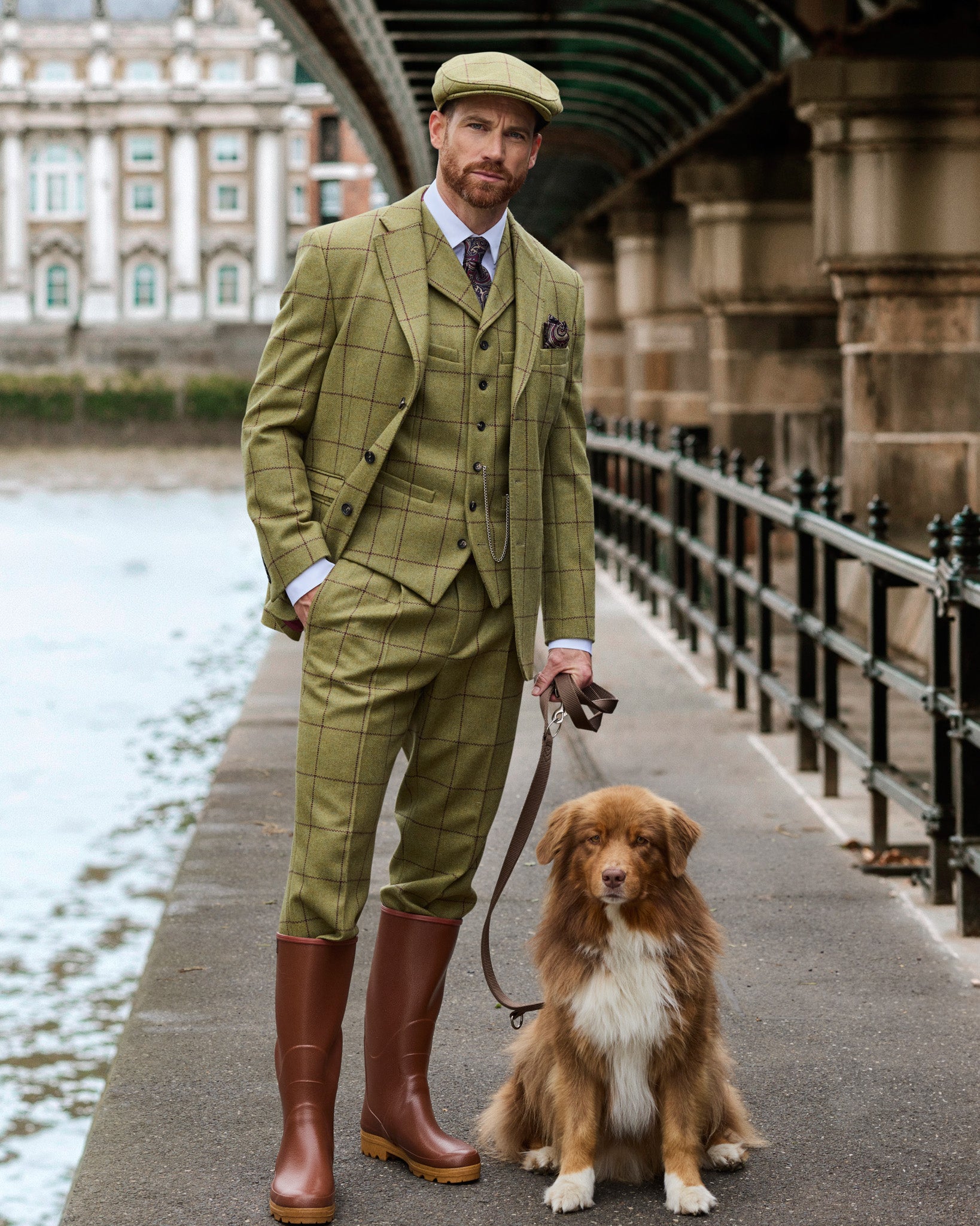 Tweed suit in 3-button Classic made from Lovat Tweed