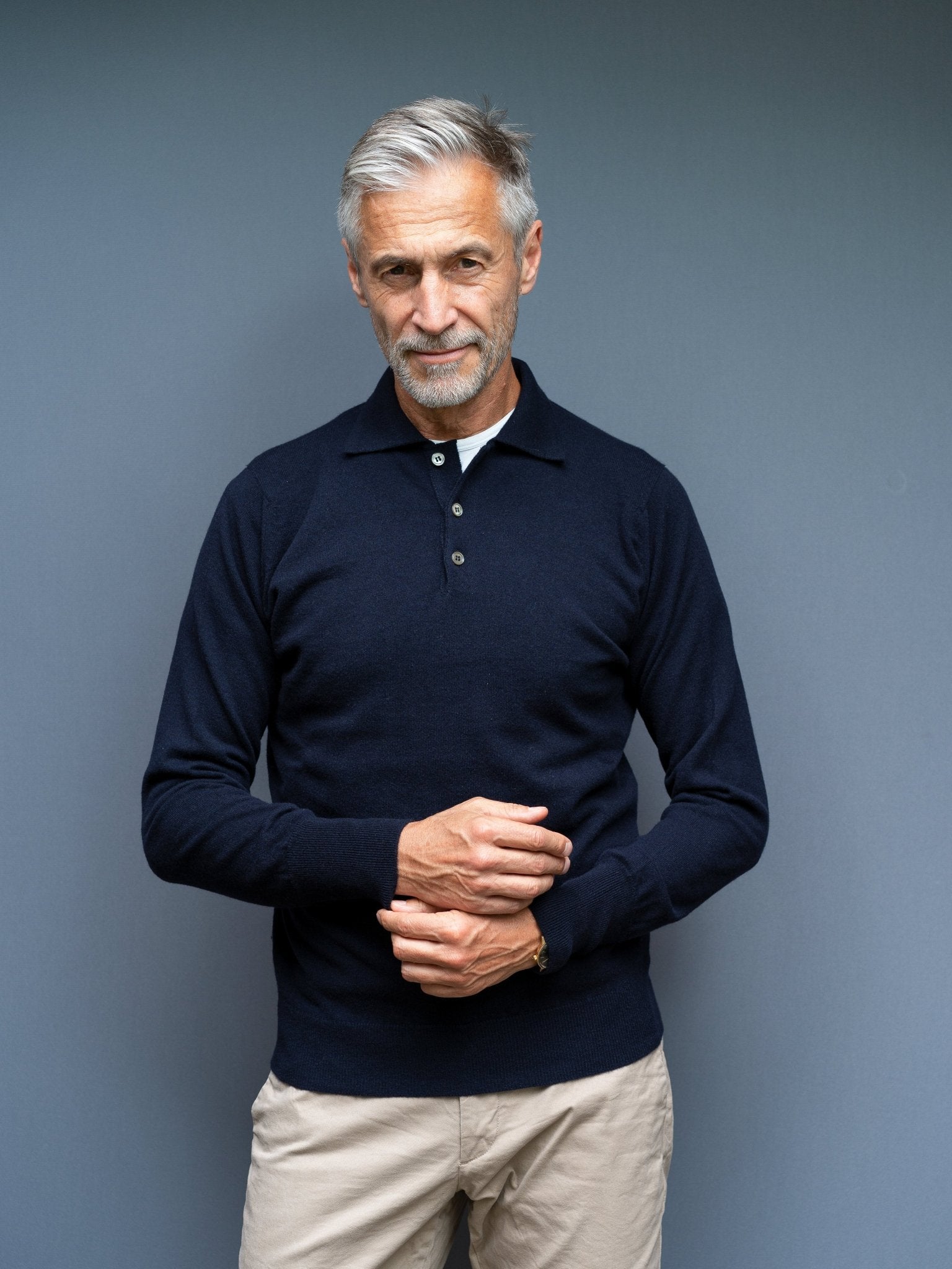 Cashmere sweater with polo collar
