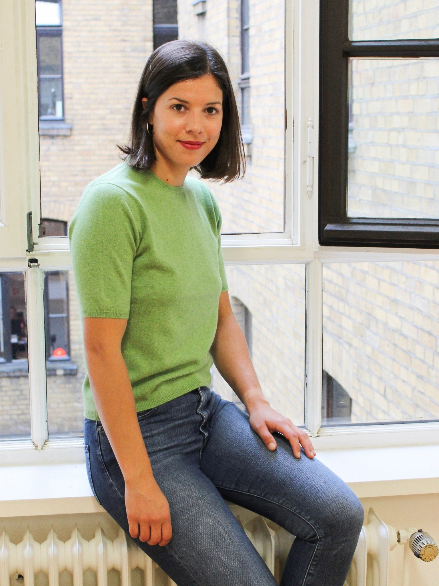 Cashmere sweaters with short sleeves and C-neck, our highlights