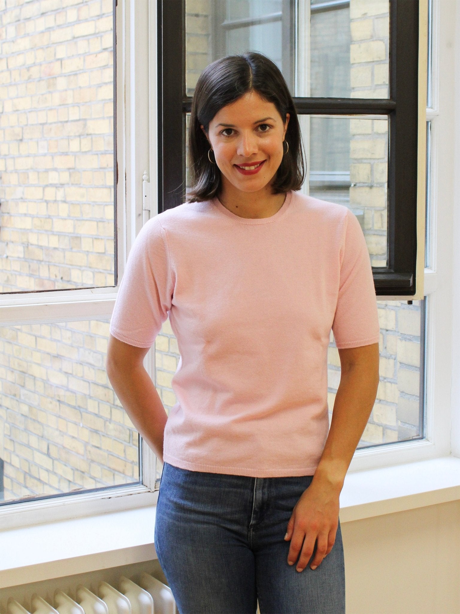 Cashmere sweaters with short sleeves and C-neck, our highlights