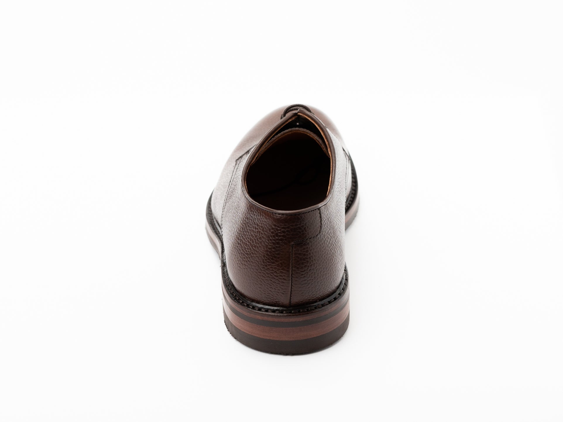Plain derby with Dainite sole