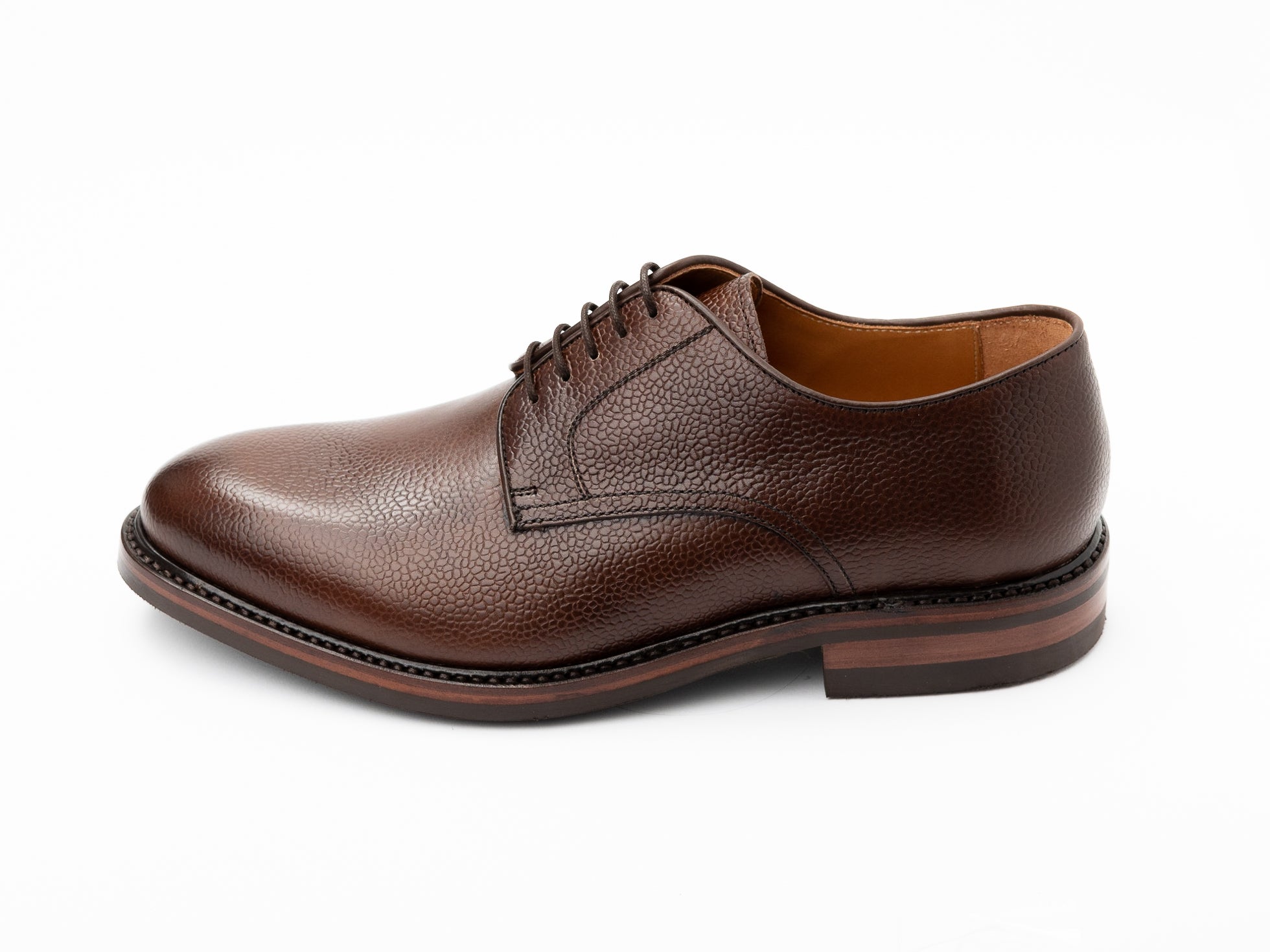 Plain derby with Dainite sole