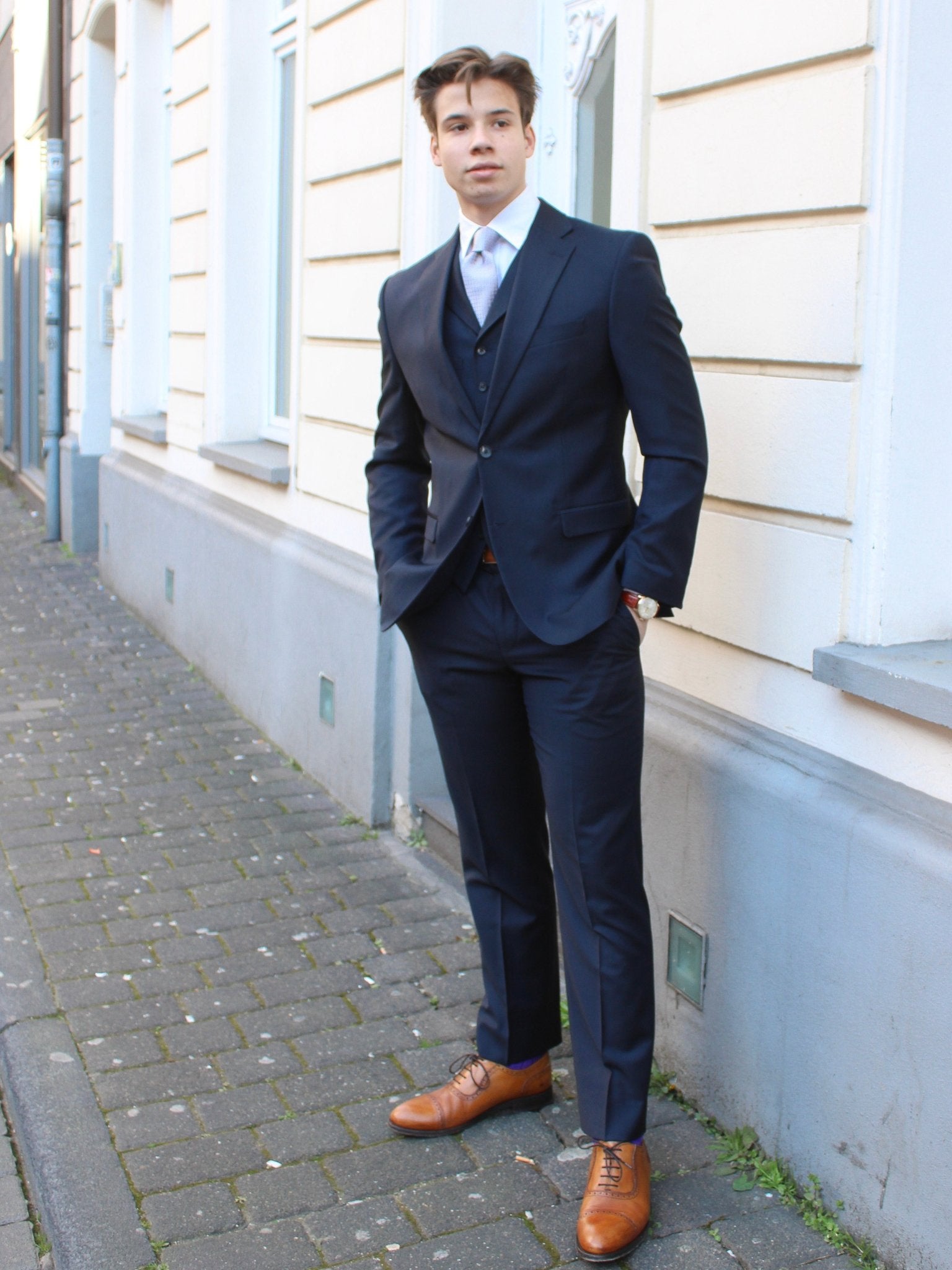 Slimline suit in dark blue John Crocket Fine British Clothing