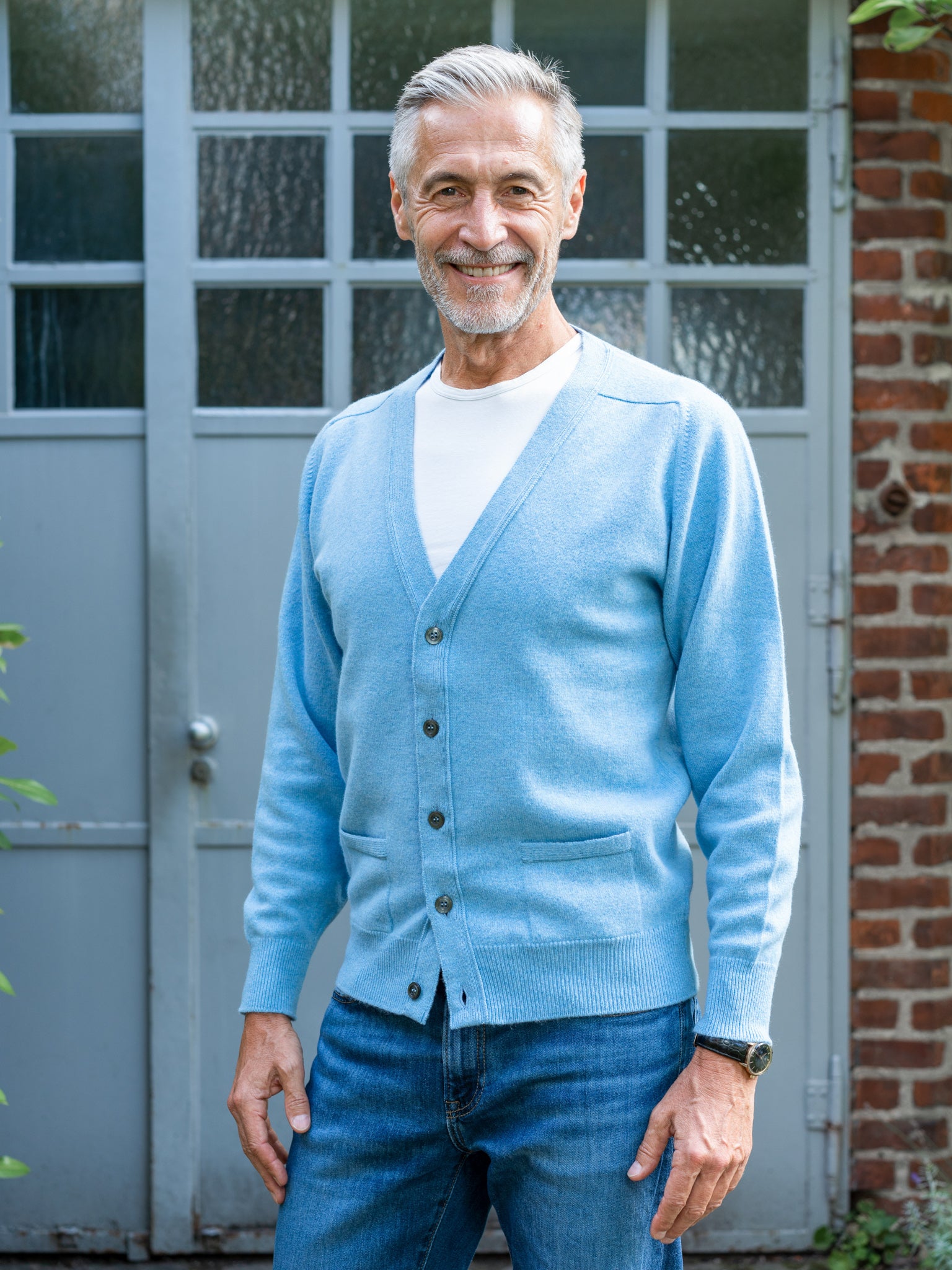 Lambswool cardigan (size 40–42)