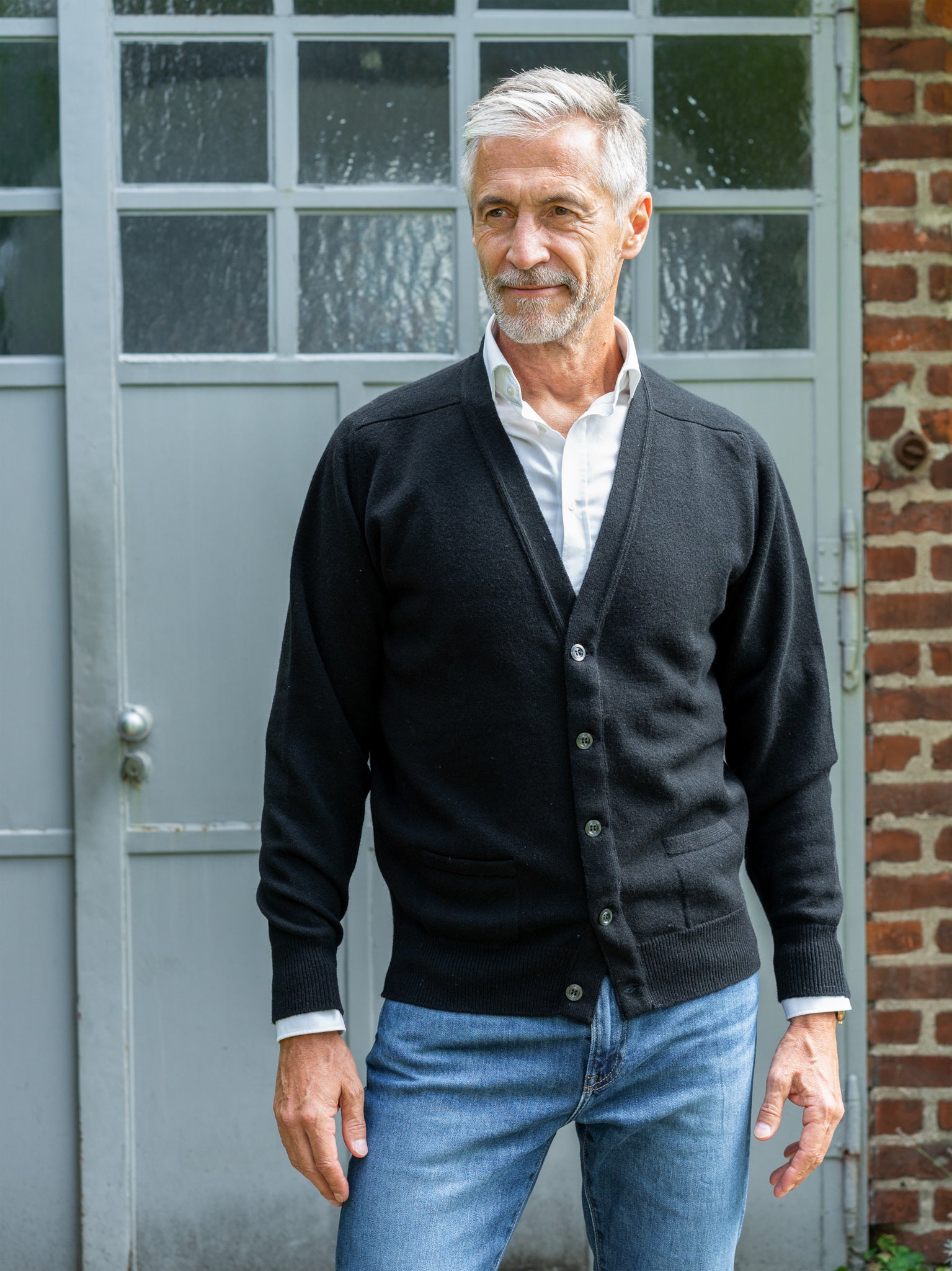 Lambswool cardigan (size 40–42)
