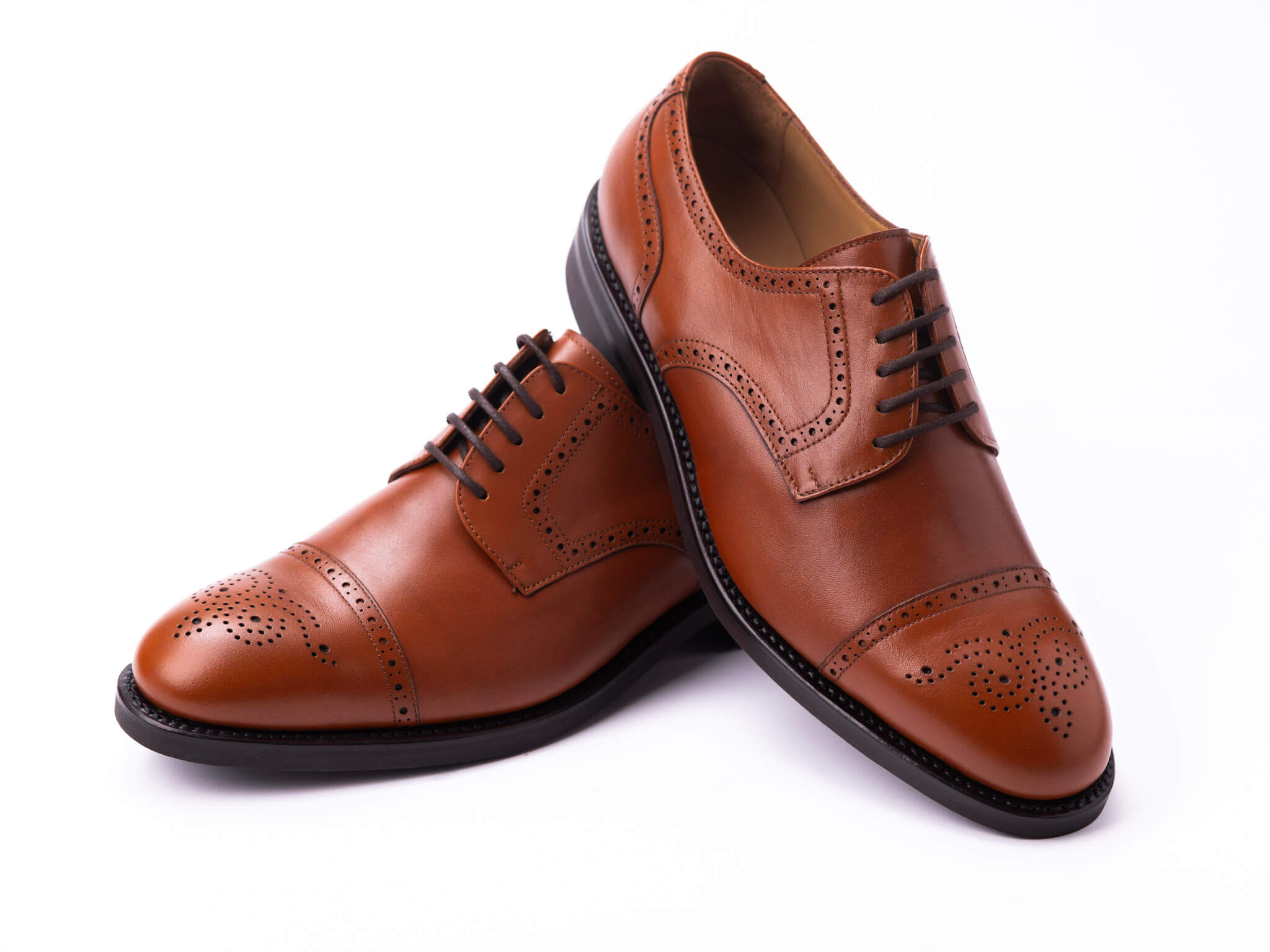 Semi Brogue in Derby Style with Vibram sole
