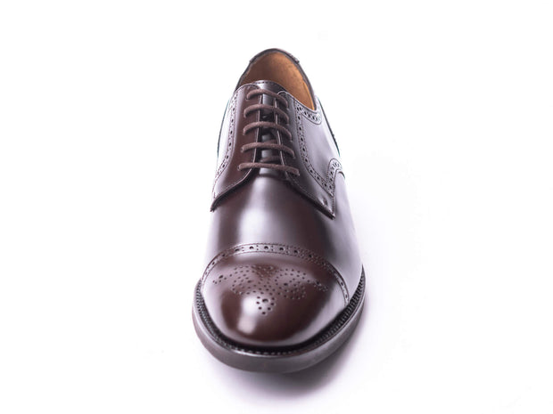 Semi Brogue in Derby Style with Vibram sole