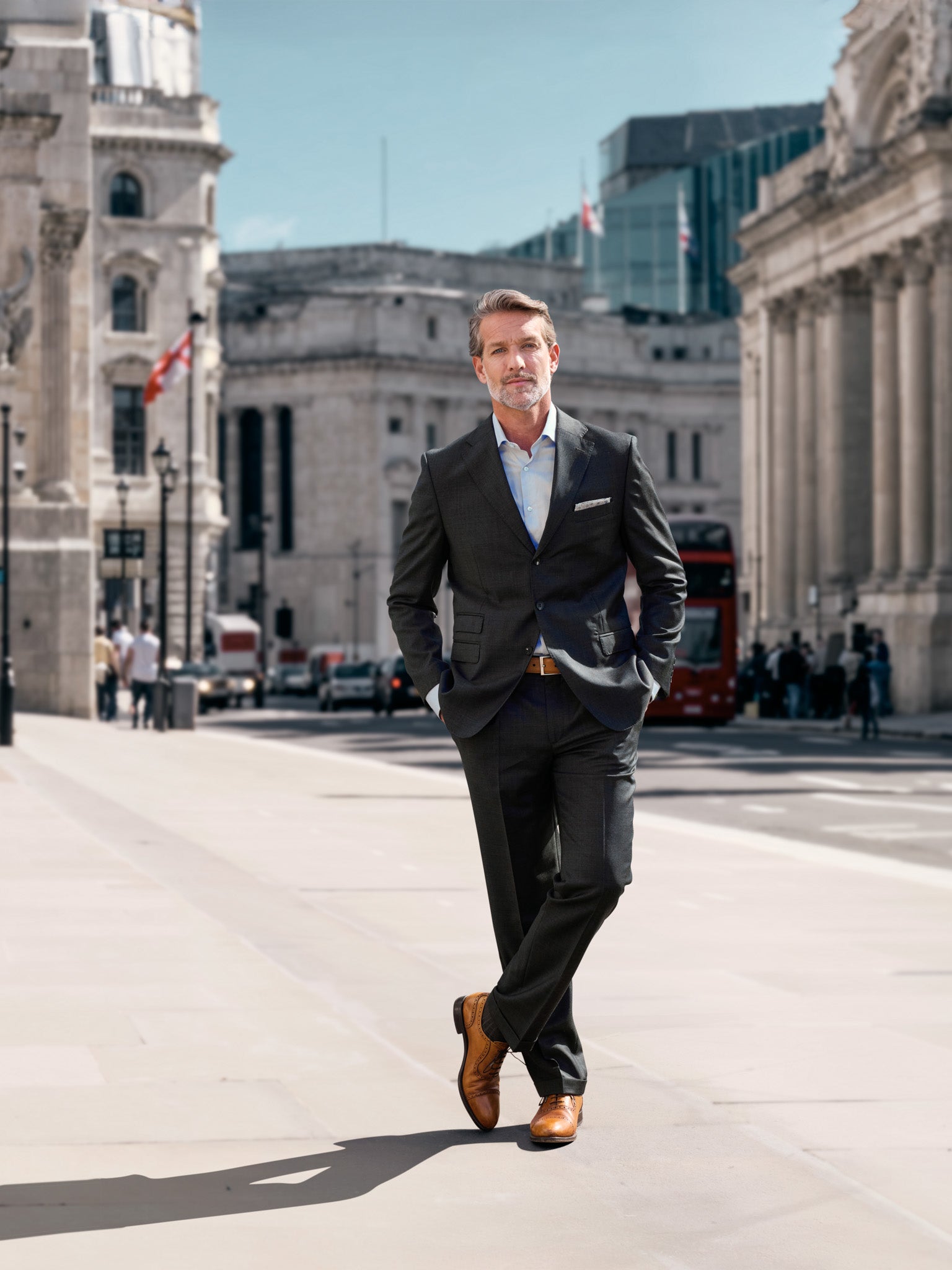 Classic suit with 3-button jacket in dark grey