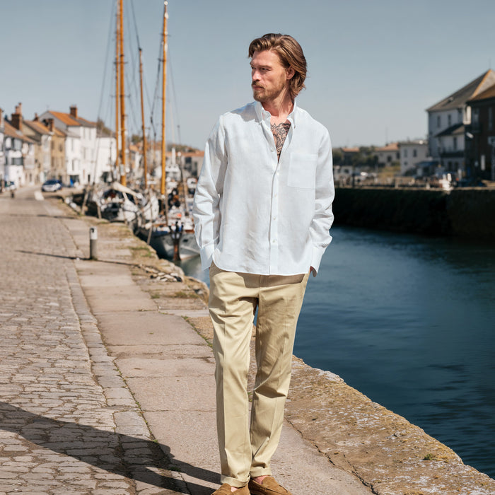 Slimline chino with stretch in taupe