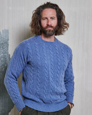Cashmere cable sweater (6-ply) with C-Neck