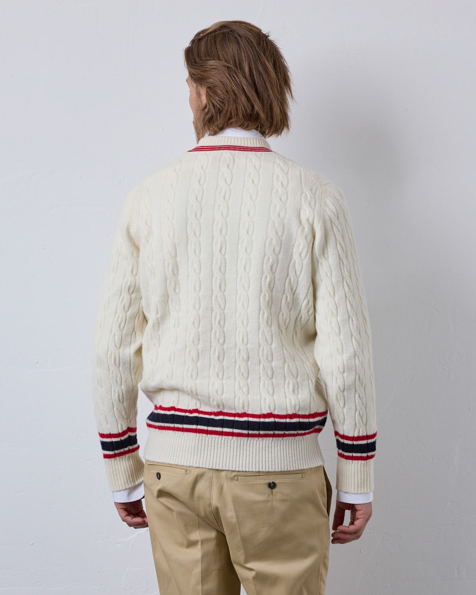 Lambswool sweater Cricket with V-neck