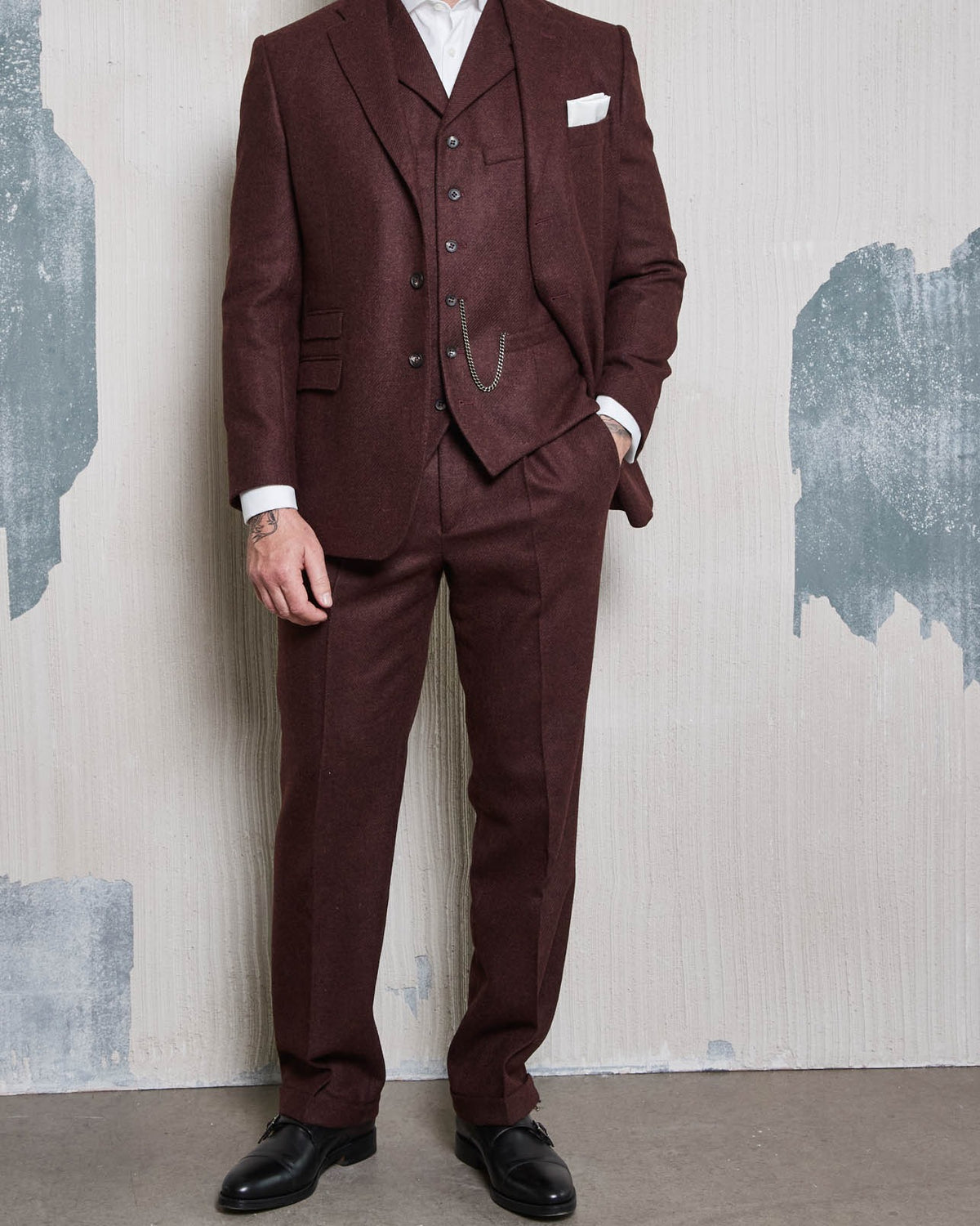 Three-piece tweed suit in burgundy Moon Tweed – John Crocket