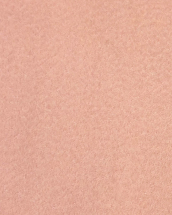 Cashmere Schal Uni getragen — John Crocket