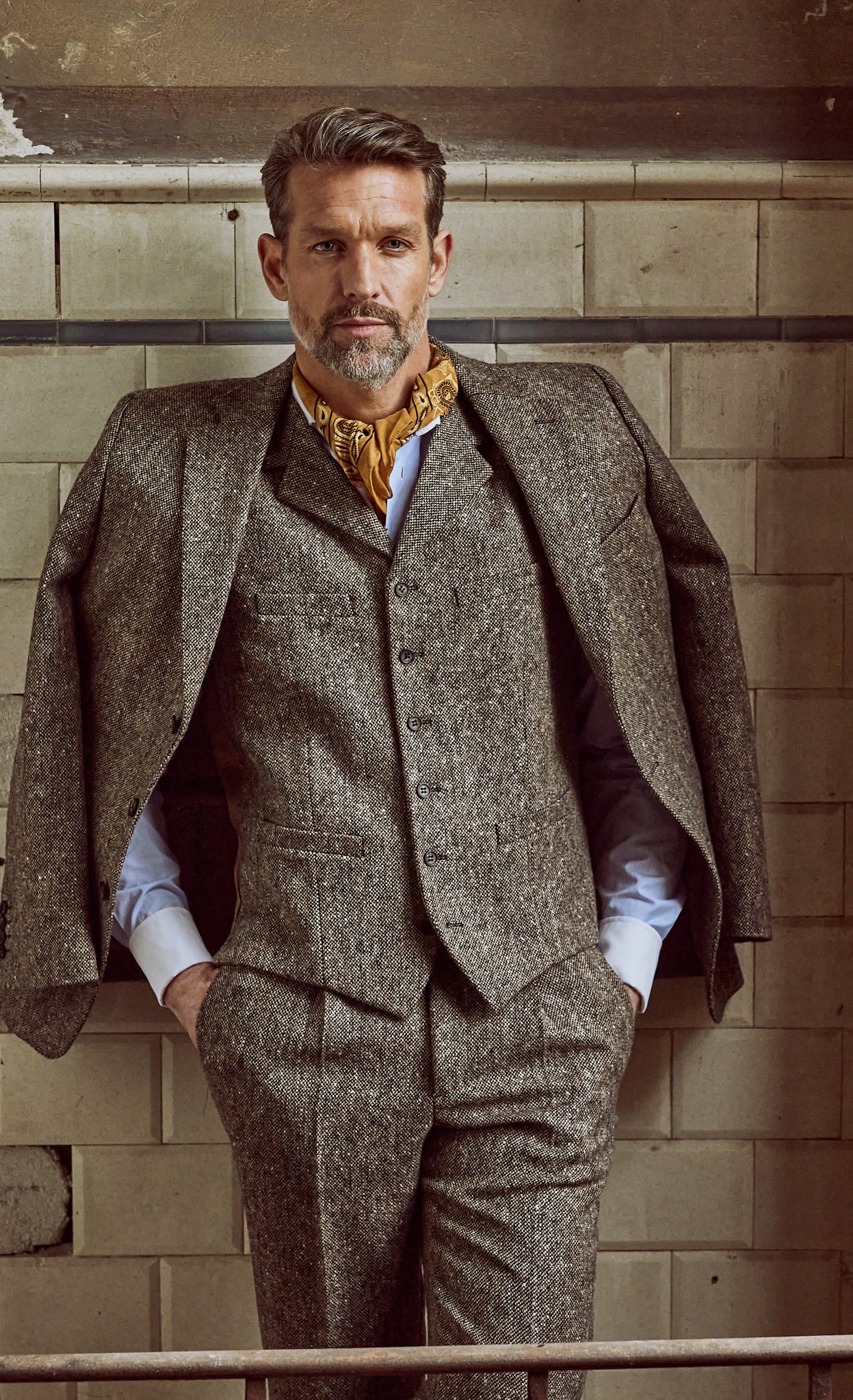 Tweed suit 3-button Classic from John Hanly Tweed