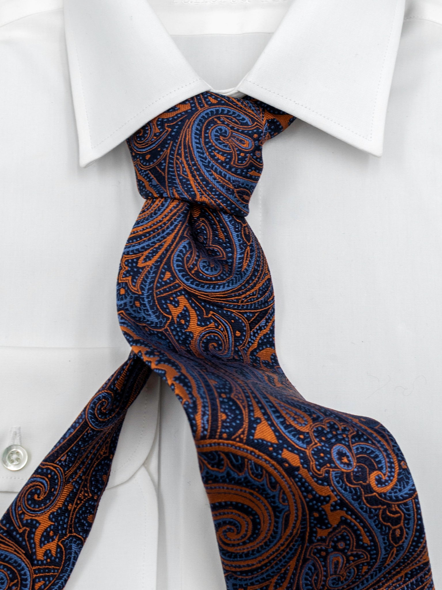 Tie with paisley in blue/copper