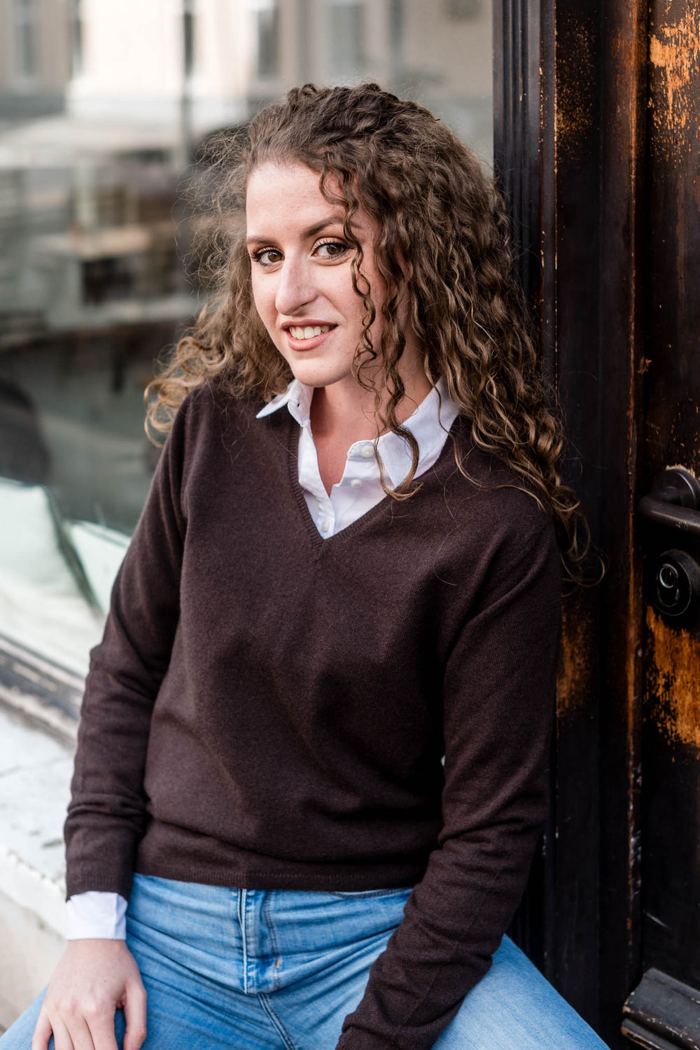 Cashmere sweater with v-neck, our classics