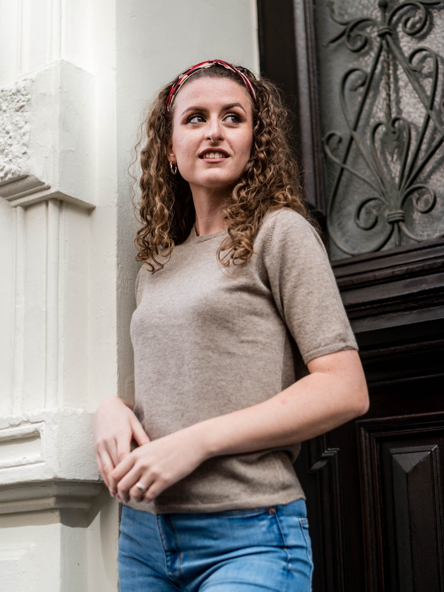 Cashmere sweaters with sleeve and C-neck, our classics