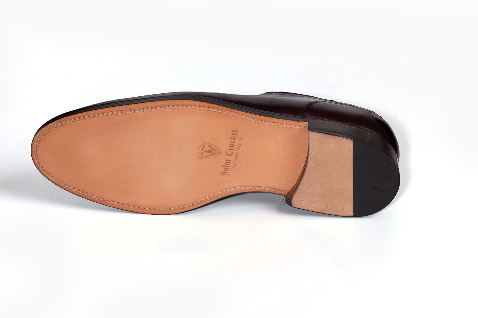 Derby Herrenschuh mit Norweger-Naht in Kastanienbraun, Ledersohle mit John-Crocket-Prägung