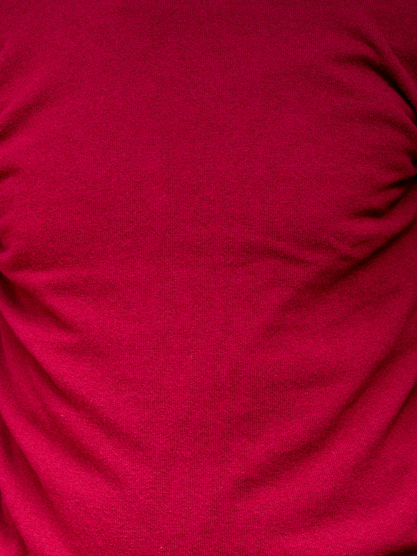 Cashmere roll collar