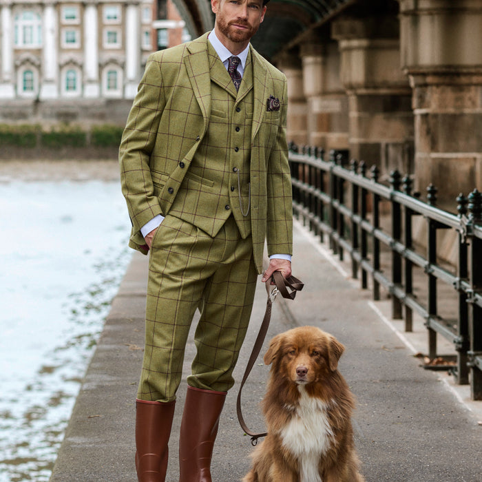 Tweed suit in 3-button Classic made from Lovat Tweed