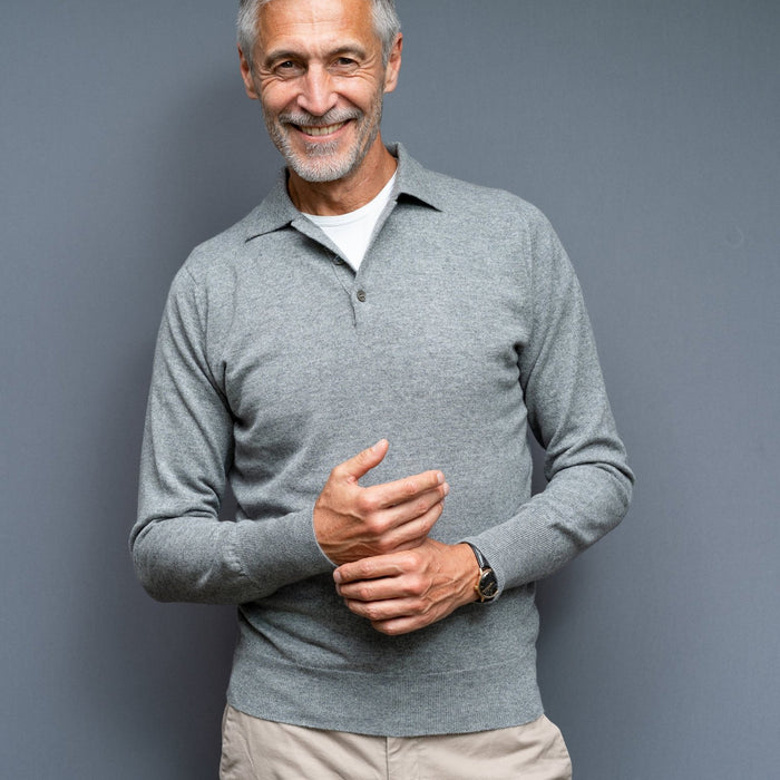 Cashmere sweater with polo collar