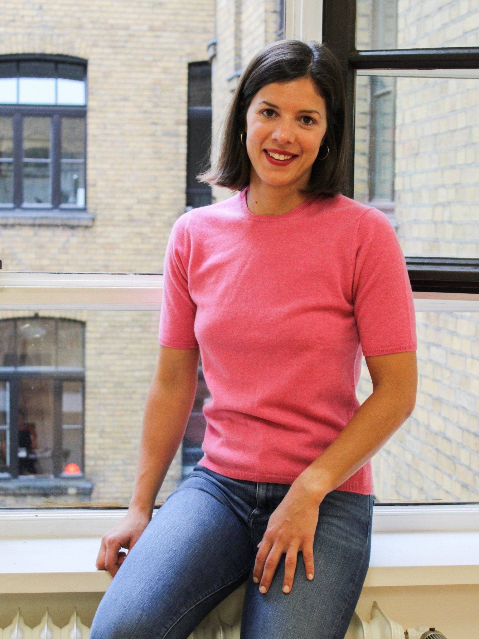 Cashmere sweaters with short sleeves and C-neck, our highlights