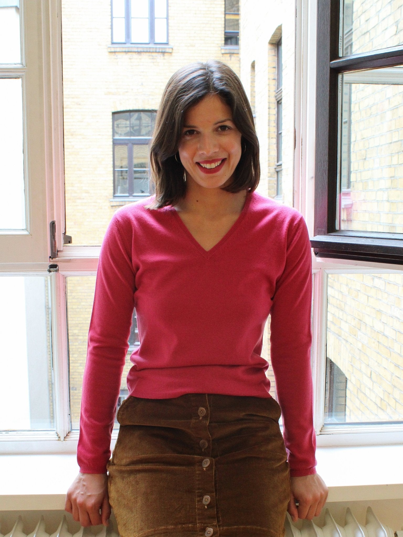 Cashmere sweater with v-neck, our highlights