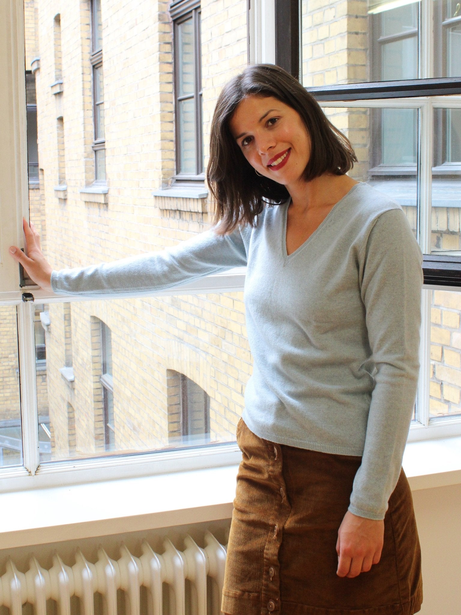 Cashmere sweater with v-neck, our classics