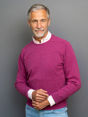 Cashmere sweater (3-ply) with C-neck in modern colours