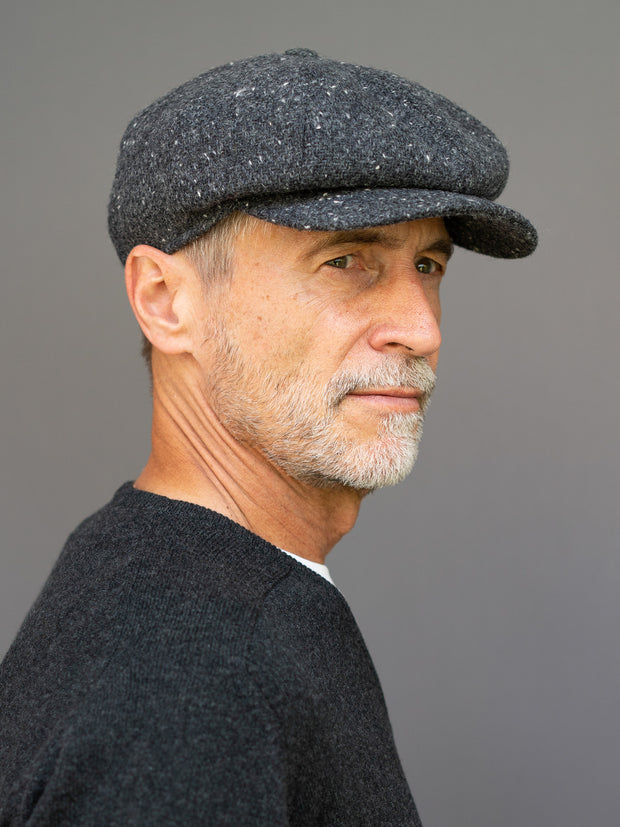 Tweed Cap in Peaky Blinders style  grey