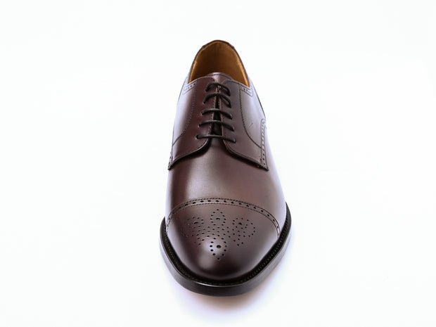 Semi Brogue in Derby Style dark brown