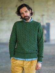 Cashmere cable sweater (6-ply) with C-Neck