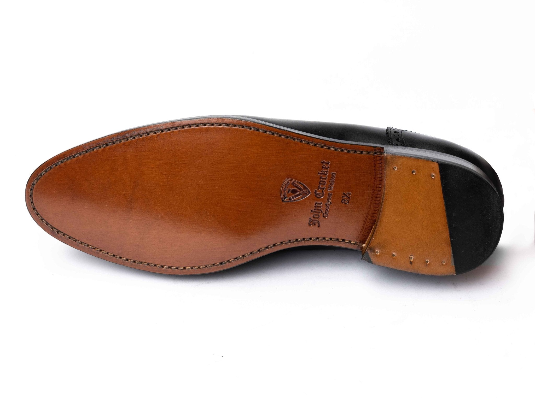 Punched Oxford black