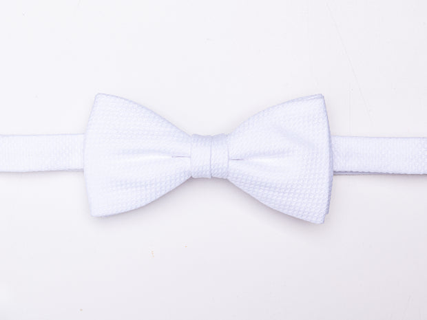 Tailcoat bow tie in white